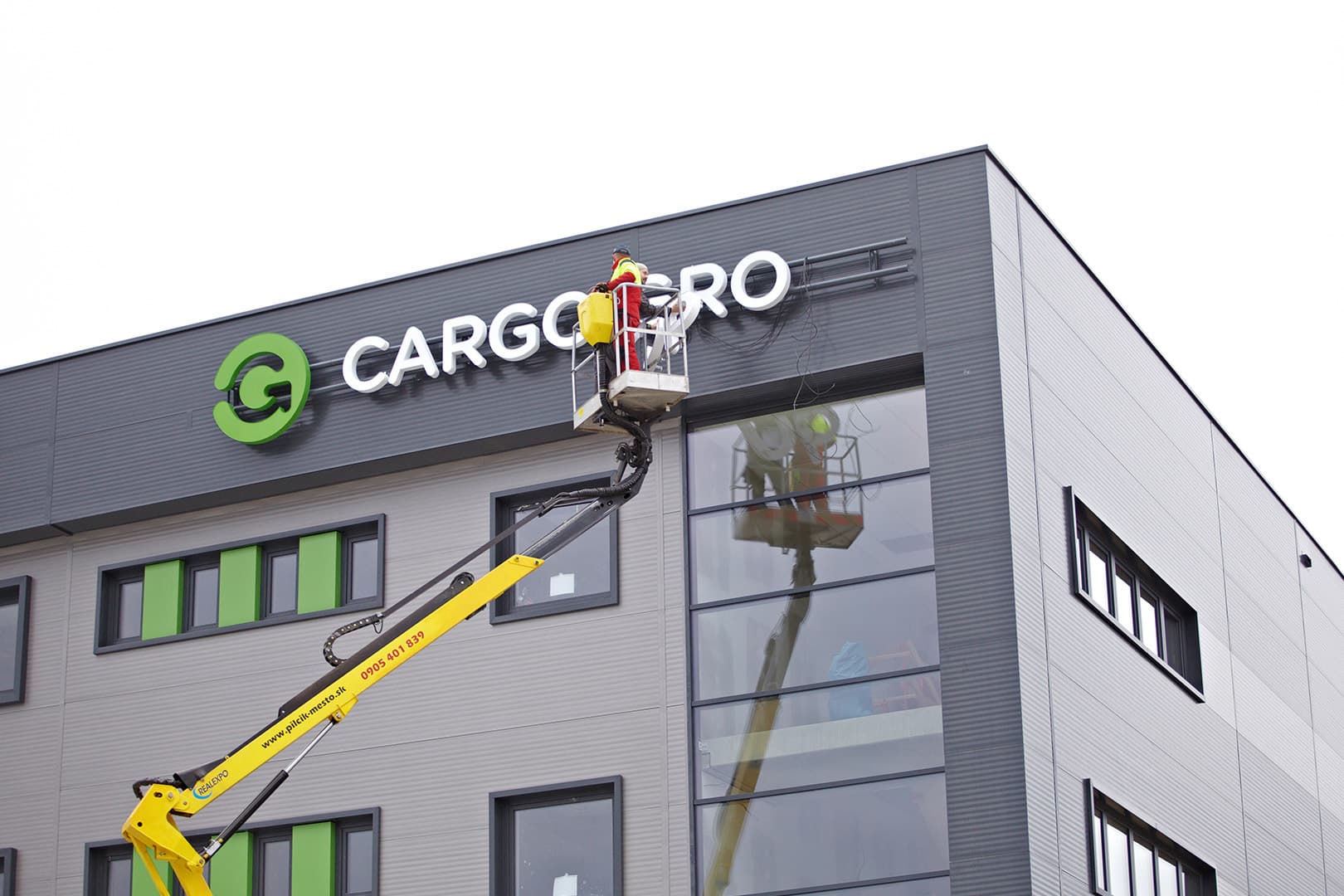 Logistické centrum CARGO GROUP SLOVAKIA v Trnave